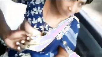 Horny Aunty Flashing Her Wet Pussy While Riding In Moving Car