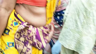 Desi Milf Showing Off Sexy Belly Button Teasing The Camera