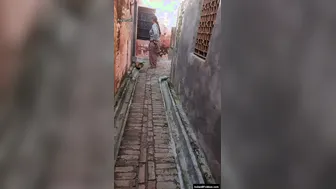 Stranger Fingering Indian Milfs Tight Asshole Making Her Moan