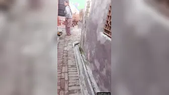 Stranger Fingering Indian Milfs Tight Asshole Making Her Moan