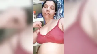 Stripping Naked And Showing Everything This Body Has To Offer