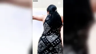 Desi Aunty Dancing Naked And Shaking Her Assets For The Cam