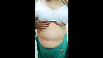 Busty Aunty Showing Her Naked Tits To Me On Video Call
