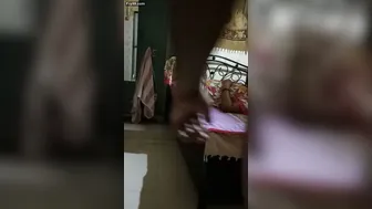 Pounding My Thick Desi Aunty Hard Until She Screams Loud