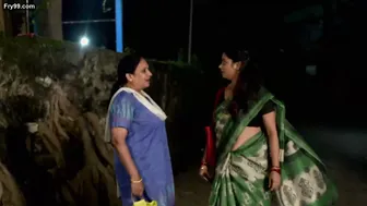 Sexy Indian Milf Showing Off Her Belly Button In Revealing Top
