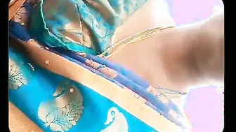 Daring Married Woman Flashing Tits While Riding On Scooter