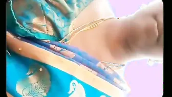 Daring Married Woman Flashing Tits While Riding On Scooter