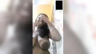 Sri Lankan Milf Getting Naked And Horny On Video Call Session