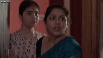 Chubby Aunty Teasing With Her Sexy Navel In Tight Saree