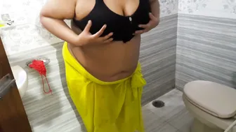 Tamil Milf Getting Fucked By Water Pipe In Bathroom Crazy