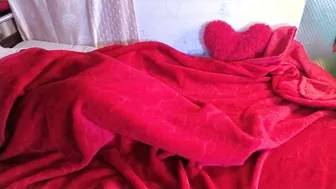 Village Girl Teasing Body Under Saree Getting Wet And Horny