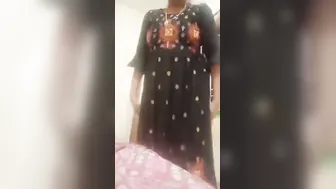 Horny Bhabhi Cheating On Husband Fucking Younger Neighbor