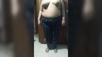 Busty Aunty Bouncing Her Huge Tits While Working Out At Home