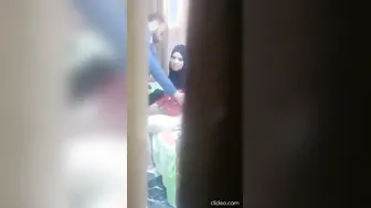 Muslim Aunty Getting Quickie Fuck Wearing Her Hijab Properly