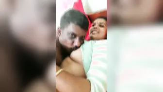 Desi Aunty Bathing Naked Showing Everything She Has To Offer