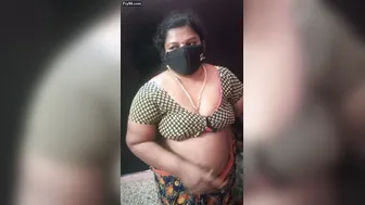 Tamil Aunty Slowly Undressing Revealing Her Naked Body To Me