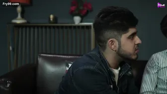 Desi Aunty Flashing Her Huge Tits From Blouse On Crowded Bus