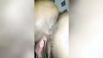 Chubby Desi Aunty Stripping And Bathing Completely Naked