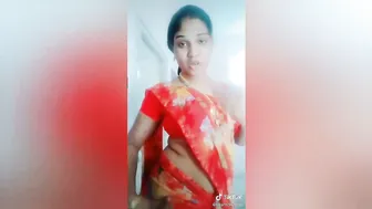 Slutty Aunty Stripping Completely Naked For The Camera