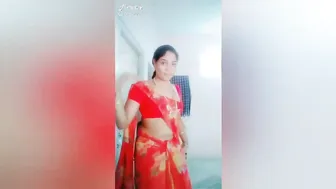 Slutty Aunty Stripping Completely Naked For The Camera