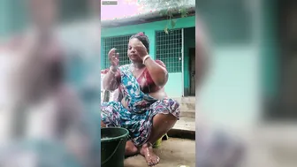 Bengali Village Milf Bathing Naked In The Bathroom