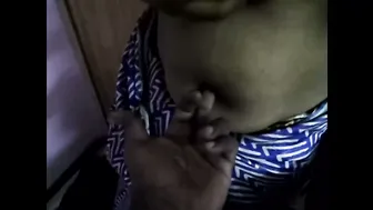 Horny Aunty In Saree Getting Her Tits And Pussy Touched