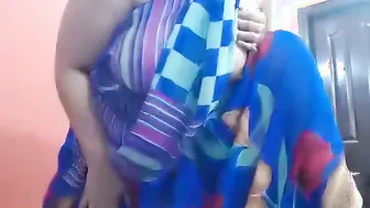 Horny Aunty Flashing Her Tits And Ass On Webcam For You