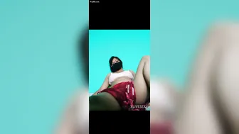 Married Aunty Showing Me Her Curves Before We Fuck Tonight