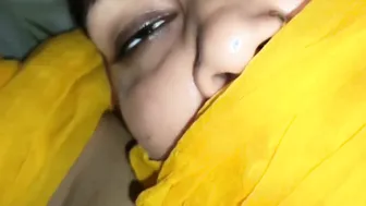 Fingering And Rubbing My Wifey Until She Creams On My Hand