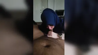 Muslim Milf Sucking Cock Like A Pro In Homemade Amateur Clip