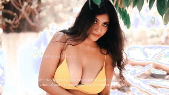 Married Woman Showing Off Her Deep Cleavage Outdoor Tease