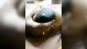 Mature Indian Aunty Filming Herself Naked Touching Her Body