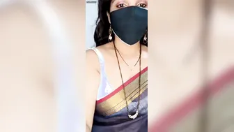 Married Aunty Stripping Saree And Blouse Teasing On Webcam