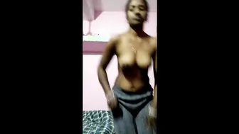 Horny Tamil Babe Fingering Her Wet Pussy Home Alone Today