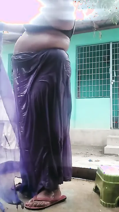 Bengali Village Babe Bathing Naked Caught On Hidden Camera