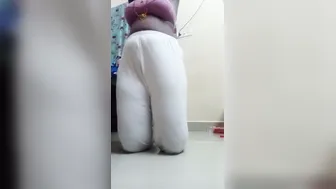 Tamil Aunty Riding Cock And Moaning Loudly In Bedroom Session