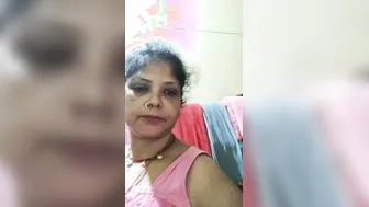 Sexy Indian Aunty Caught Naked While Bathing In Bathroom