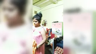 Sexy Indian Aunty Caught Naked While Bathing In Bathroom