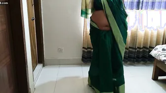 Neighbor Fucking Indian Aunty In Saree And Cumming Inside