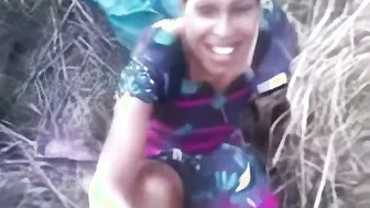 Outdoor Hookup With The Neighbors Wife In Public Garden