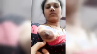 Mature Aunty Flashing Her Huge Tits And Wet Pussy For Camera