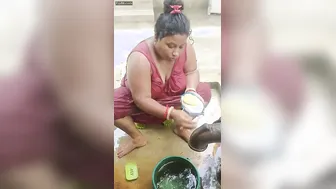 Village Babe Secretly Bathing And Getting Caught On Video