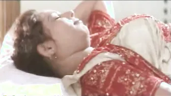 Slutty Indian Aunty Moaning While I Stretch Her Cunt