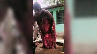 Village Milf Bathing Outdoors Before Getting Fucked