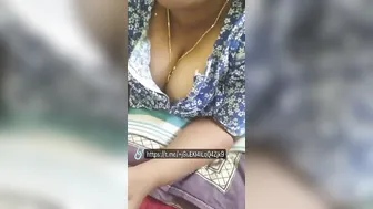 Busty Married Aunty Teasing With Her Huge Milky Tits