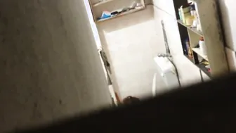 Spying On Desi Aunt Bathing Rubbing Pussy Under The Shower