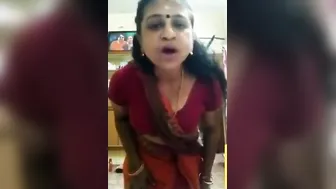 Village Aunty Exposing Massive Boobs On Webcam For Viewers