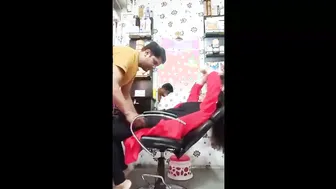 Aunty Getting Her Pussy Licked At The Beauty Parlour