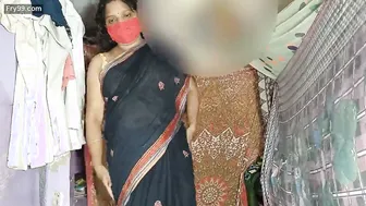 Sexy Aunty In Saree Getting Her Pussy Destroyed Hardcore