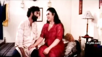 Mature Desi Woman Spreading Legs Wide For Amateur Fucking